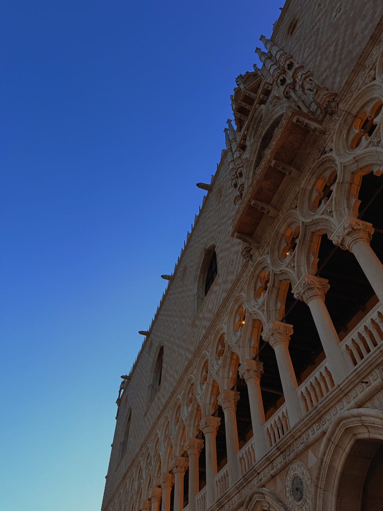 Palazzo Ducale al crepuscolo